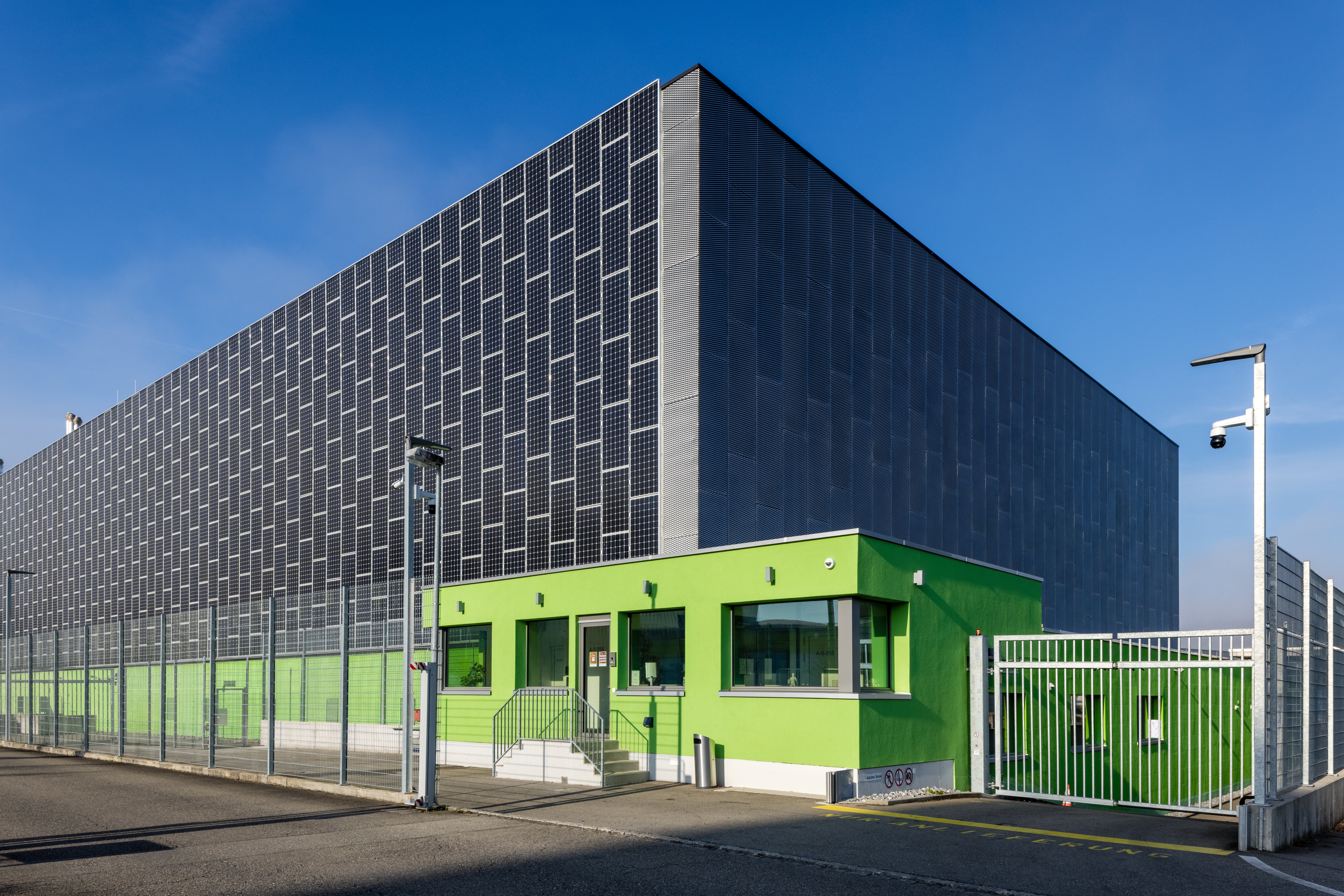 Green_Datacenter_Zuerich-West_Aussenansicht_redaktionelle_Nutzung