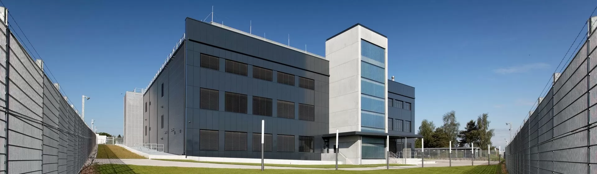 E-Shelter data center in Rümlang